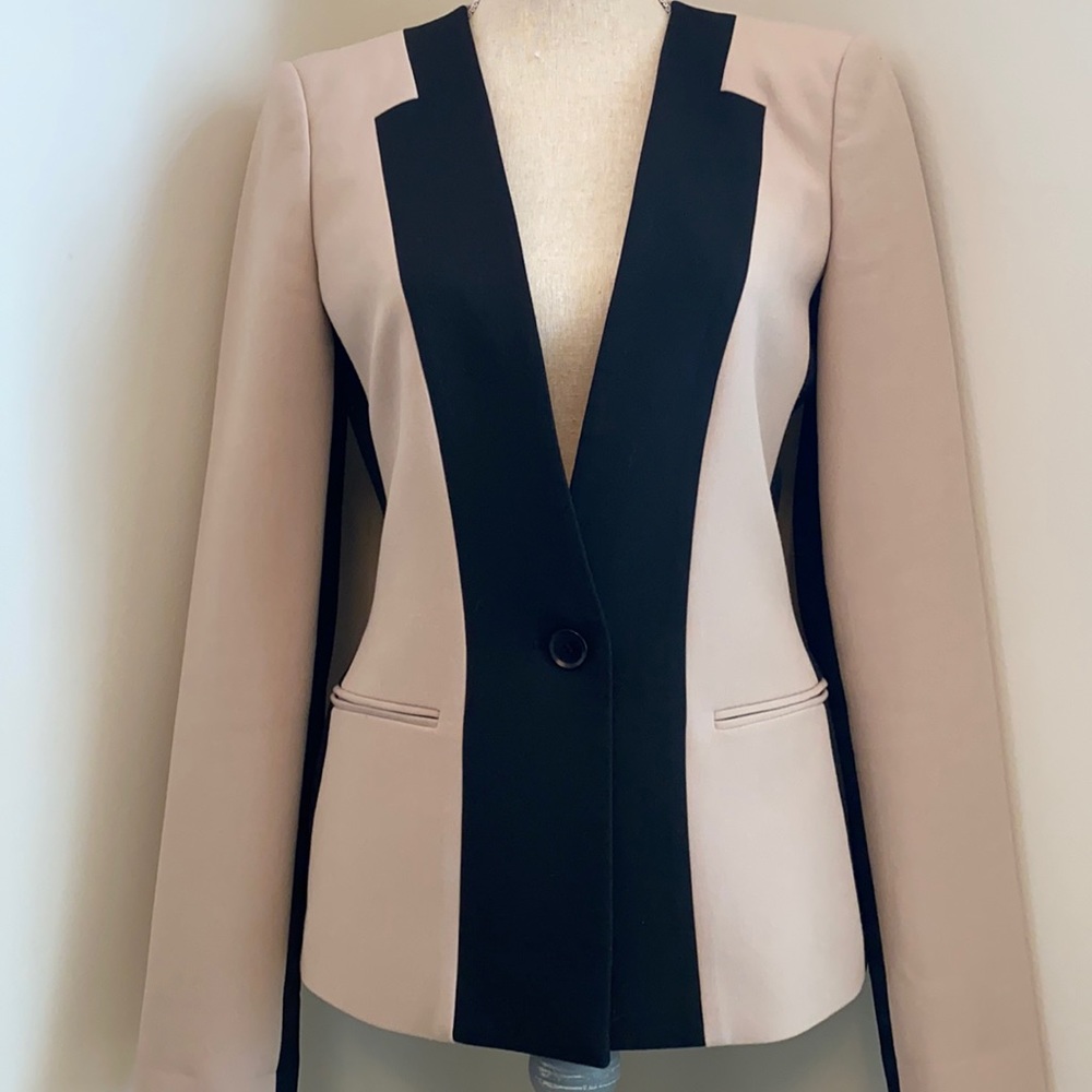 BCBG MaxAzria blazer
